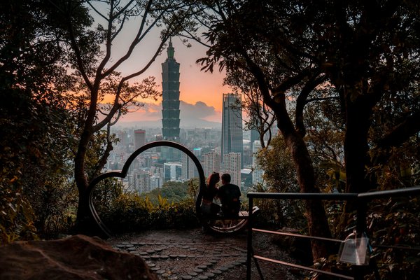 Comment organiser une visite des sites historiques de la route de la soie en Ouzbékistan?